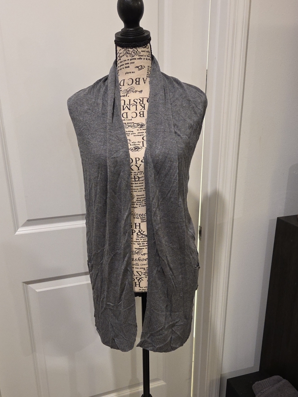 GUESS Gray Open-Front Sleeveless Cardigan With Open Back Size XS!